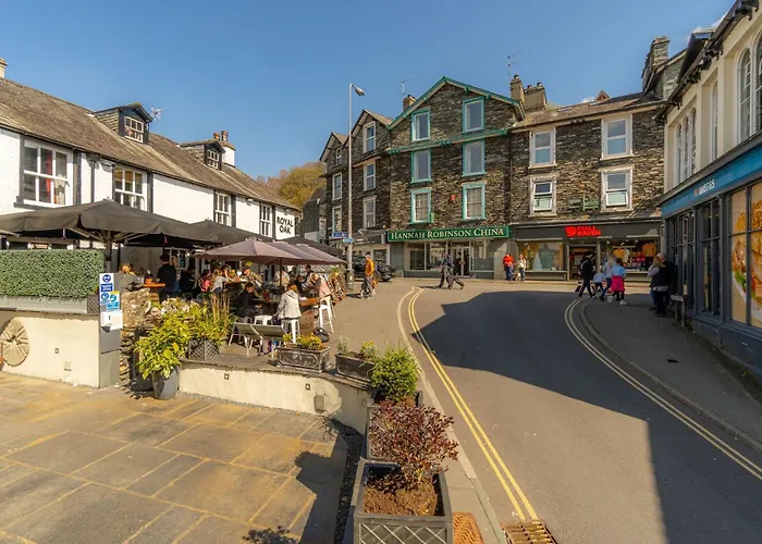 1 Wordsworth's Stamp House * Ambleside
