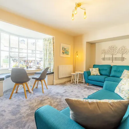 1 Wordsworth's Stamp House Эмблсайд